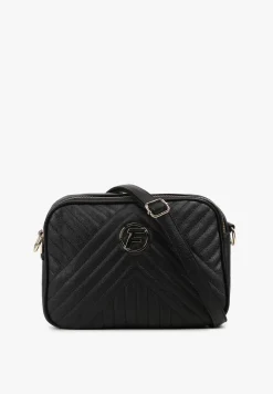 Czarna Pikowana Torebka Typu Listonoszka z Ozdobną Metalową Aplikacją Virida