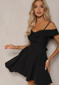 Czarna Sukienka na Ramiączkach z Regulacją z Usztywnionymi Miseczkami Miviora