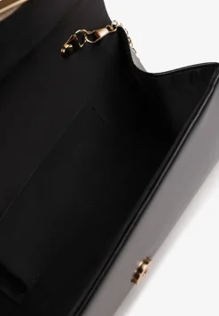 Czarna Torebka Kopertówka z Dodatkowym Łańcuszkiem Zdobiona Aplikacją Fleanna
