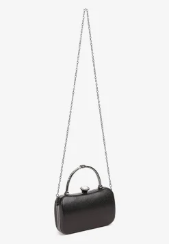 Czarna Torebka Kopertówka z Ozdobną Rączką i Cyrkoniowym Zatrzaskiem Riverdi