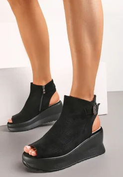 Czarne Ażurowe Sandały na Koturnie z Noskiem Peep Toe i Odkrytą Piętą Bhanios