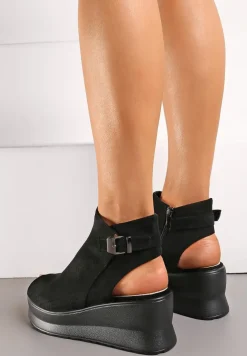 Czarne Ażurowe Sandały na Koturnie z Noskiem Peep Toe i Odkrytą Piętą Bhanios