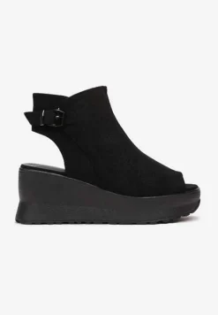 Czarne Ażurowe Sandały na Koturnie z Noskiem Peep Toe i Odkrytą Piętą Bhanios