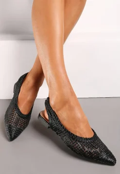 Czarne Ażurowe Sandały z Odkrytą Piętą i Szpiczastym Noskiem Olpia