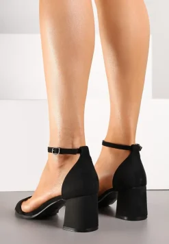 Czarne Basicowe Sandały Vices na Słupku Soretta