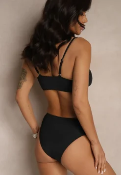 Czarne Bikini Majtki Figi i Biustonosz Ozdobiony Metaliczną Aplikacją Kinniela