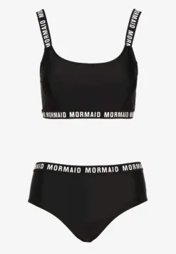 Czarne Bikini Majtki Typu Figi i Sportowa Góra Ozdobione Napisami Nevoneira