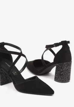 Czarne Czółenka Vices na Słupku ze Skórzaną Wkładką na Brokatowym Obcasie Ozdobione Paskami Learelia