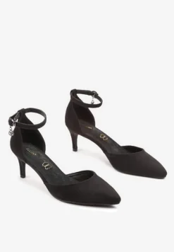 Czarne Czółenka Vices na Szpilce z Wkładką ze Skóry Naturalnej i Ozdobnym Paskiem Selarae