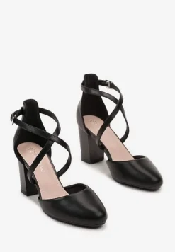 Czarne Eleganckie Czółenka ze Skóry Ekologicznej z Ozdobnymi Paseczkami na Krzyż z Klamerką Vaitaelle