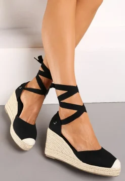 Czarne Sandały Acalea