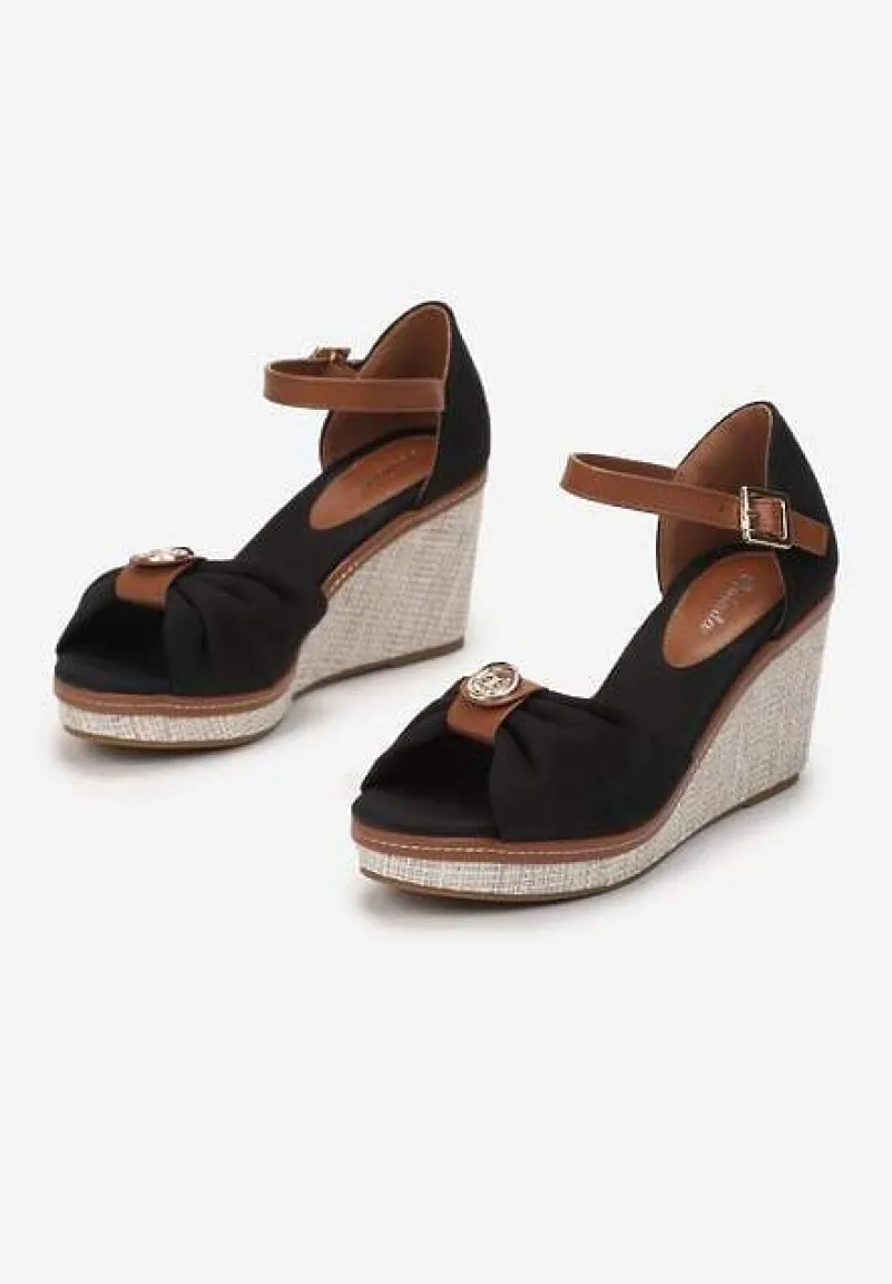 Czarne Sandały Appedeia