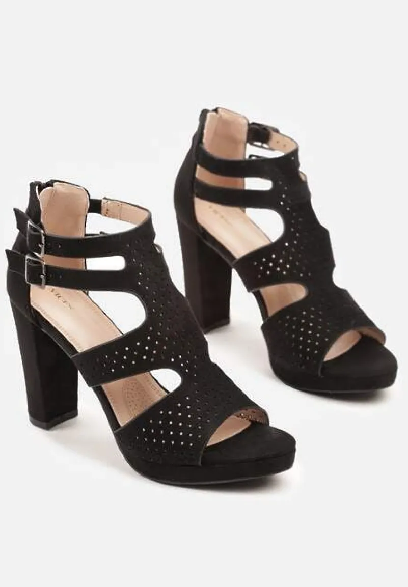Czarne Sandały na Słupku Vices Ozdobione Wycięciami i Perforacją Firaleia