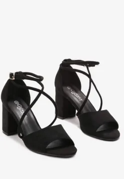 Czarne Sandały na Słupku z Otwartym Noskiem Stellina