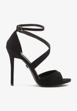 Czarne Sandały na Szpilce Vices Ozdobione Paskami Sarariae