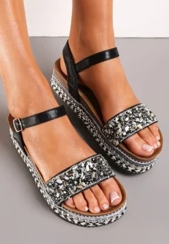 Czarne Sandały Ozdobione Cyrkoniami na Platformie z Nitami i Plecionką Yohella