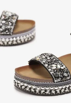 Czarne Sandały Ozdobione Cyrkoniami na Platformie z Nitami i Plecionką Yohella