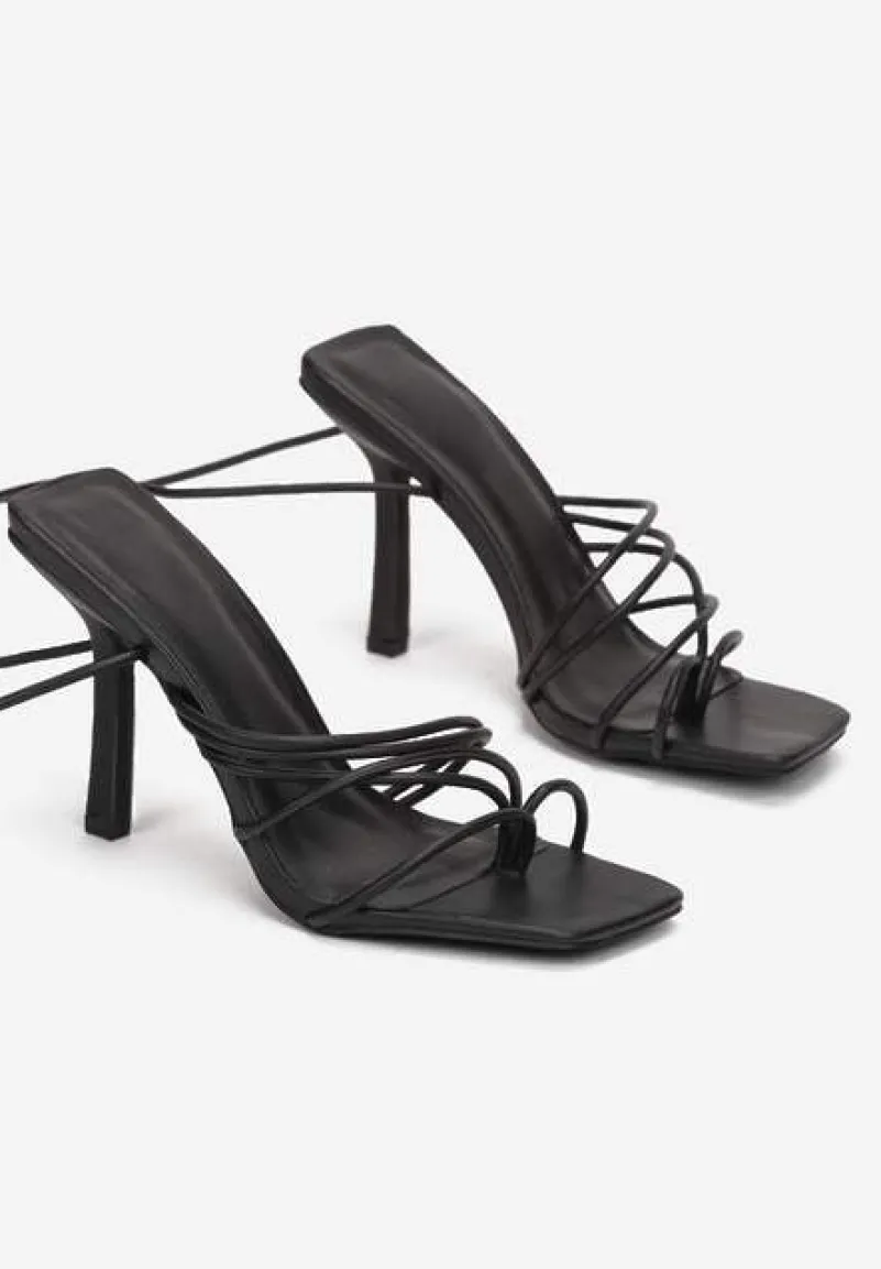 Czarne Sandały Rilevenn