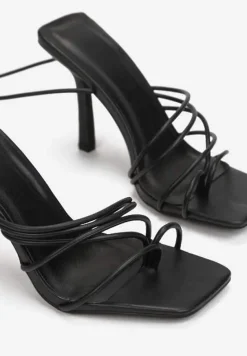 Czarne Sandały Rilevenn