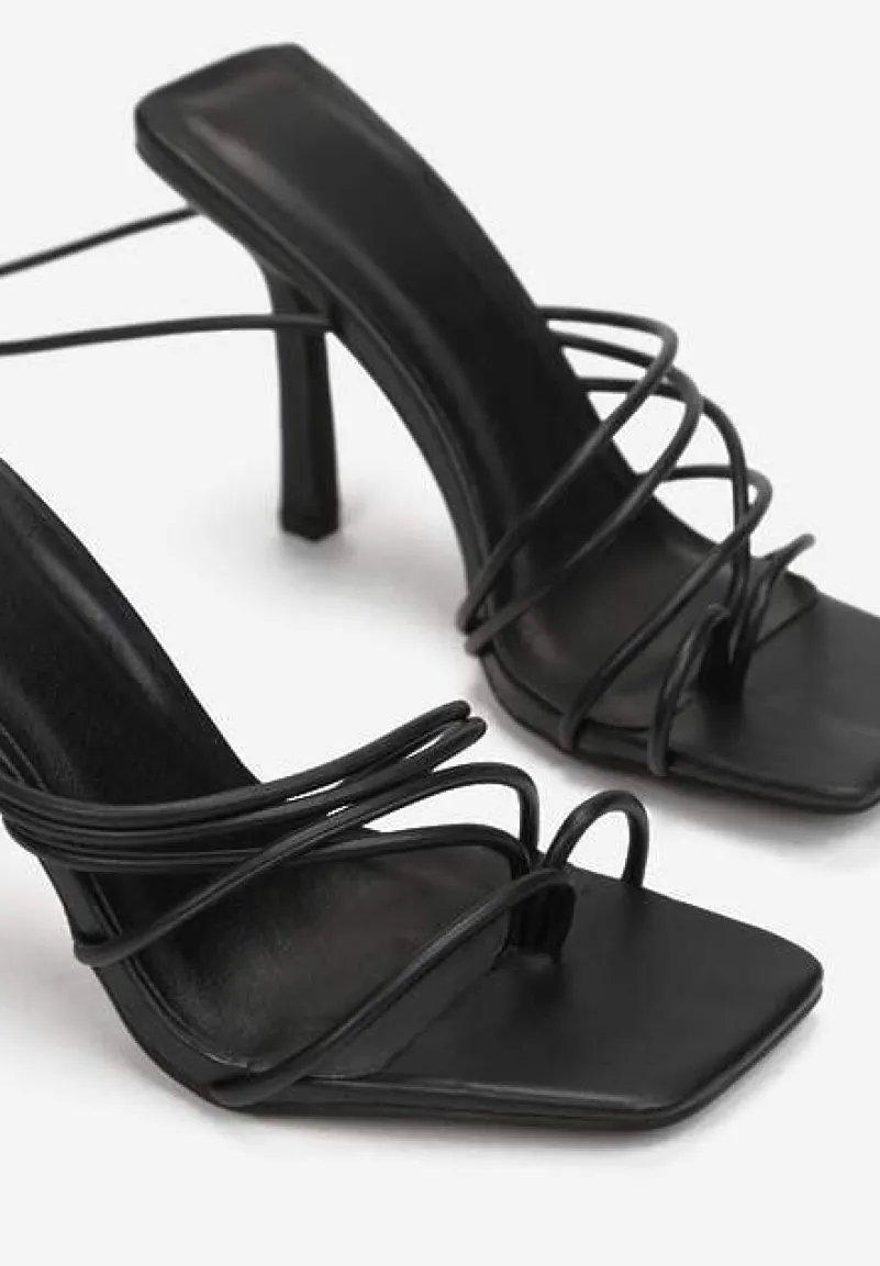 Czarne Sandały Rilevenn