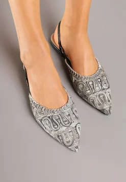 Czarne Sandały Slingback Vices z Metalicznymi Zdobieniami Janavie