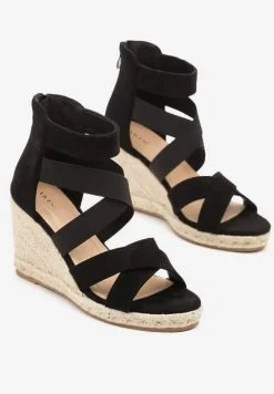 Czarne Sandały Vices na Koturnie Ozdobionym Plecionką Adisiel