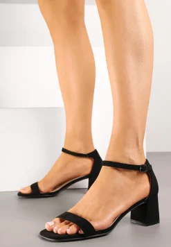 Czarne Sandały Vices na Słupku z Kwadratowym Noskiem Galamia