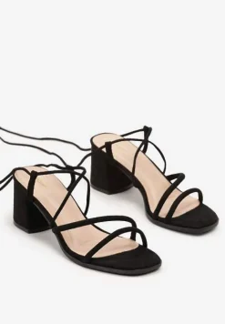 Czarne Sandały Vices na Słupku z Wiązaniem Atenelle