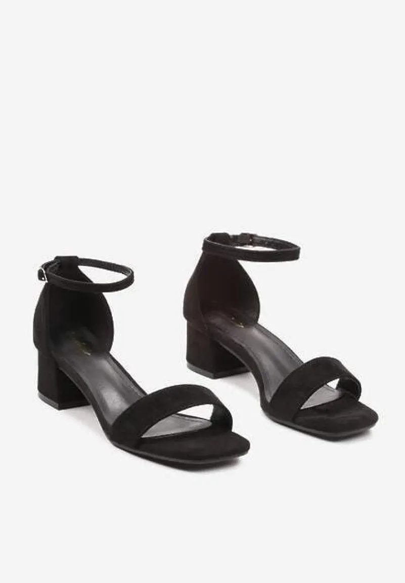 Czarne Sandały z Ekozamszu na Klasycznym Słupku Effiba