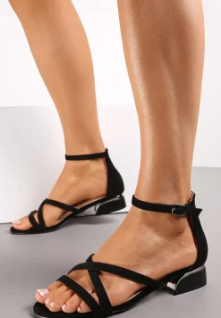 Czarne Sandały z Ozdobnym Płaskim Obcasem i Cienkimi Paseczkami Falilin