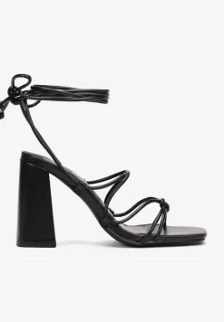 Czarne Wiązane Sandały na Słupku z Kwadratowym Noskiem Eaula