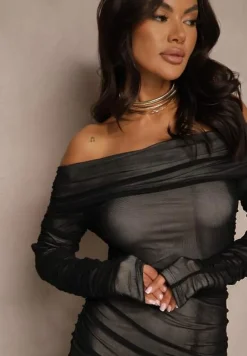 Czarno-Beżowa Siateczkowa Sukienka z Marszczeniami i Odkrytymi Ramionami z Wywiniętym Dekoltem Tinareta