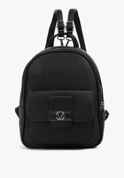 Czarny Mały Plecak z Kieszonką i Metaliczną Ozdobą na Szelkach z Regulacją Ravasindra