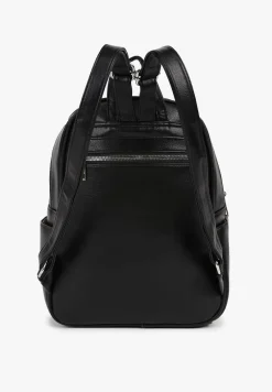 Czarny Plecak z Paskami z Możliwością Regulacji Zdobiony Metalową Aplikacją Oledi