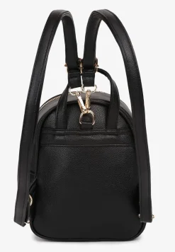 Czarny Plecak z Regulowanymi Odpinanymi Paskami i Ozdobną Kieszonką na Magnes Nelvera