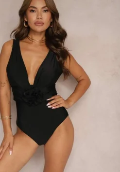 Czarny Strój Kąpielowy Jednoczęściowy Ozdobiony Aplikacją Kwiatu 3D z Usztywnieniem Seliris