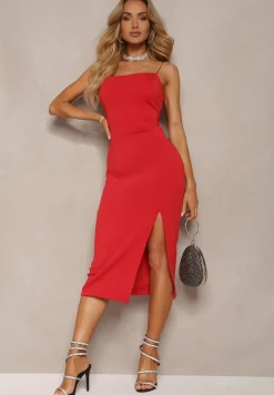 Czerwona Dopasowana Sukienka Koktajlowa z Rozcięciem u Dołu na Cienkich Ramiączkach Opantia