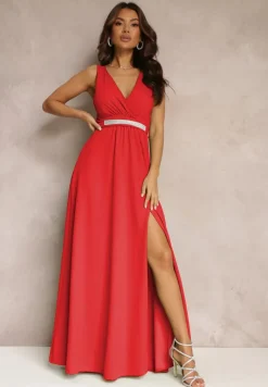 Czerwona Rozkloszowana Sukienka z Wycięciem i Paskiem w Cyrkonie Elineta