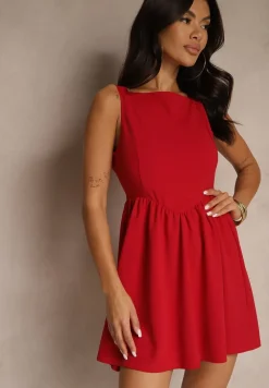 Czerwona Sukienka Koktajlowa z Wiskozą o Rozkloszowanym Kroju Tilurea