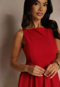 Czerwona Sukienka Koktajlowa z Wiskozą o Rozkloszowanym Kroju Tilurea