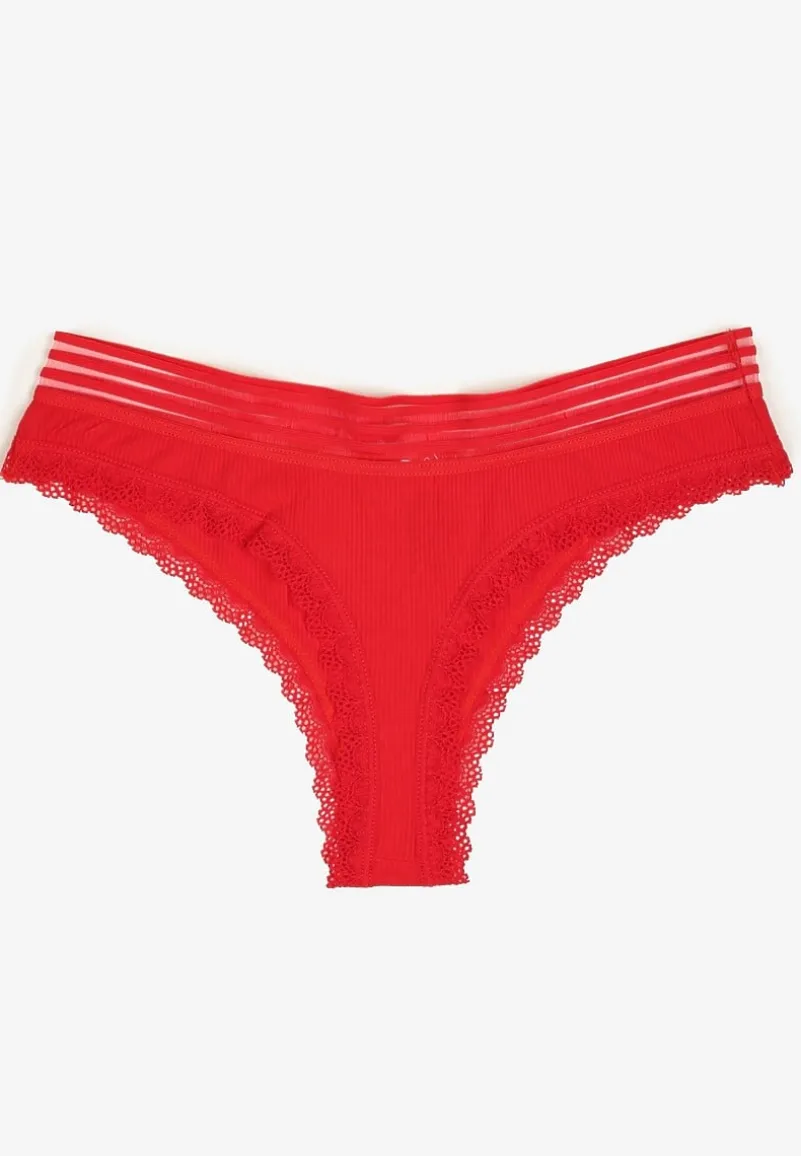 Czerwone Bawełniane Majtki o Kroju Stringów Ozdobione Koronką i Gumką w Paski Torllana