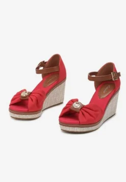 Czerwone Sandały Appedeia