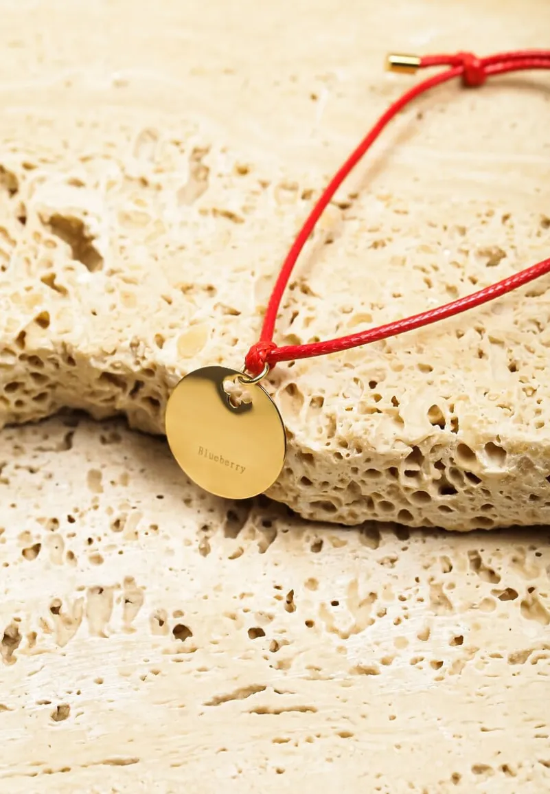 Czerwono-Złota Bransoletka z Zawieszką i Czerwonym Regulowanym Sznurkiem Finaniela