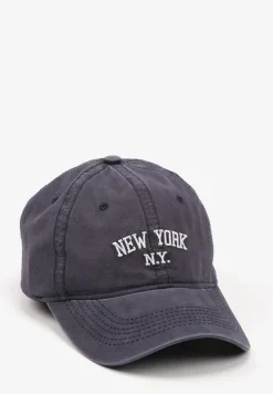 Granatowa Czapka z Daszkiem w Bawełny Zdobiona Napisem w Stylu Haftu Reioni