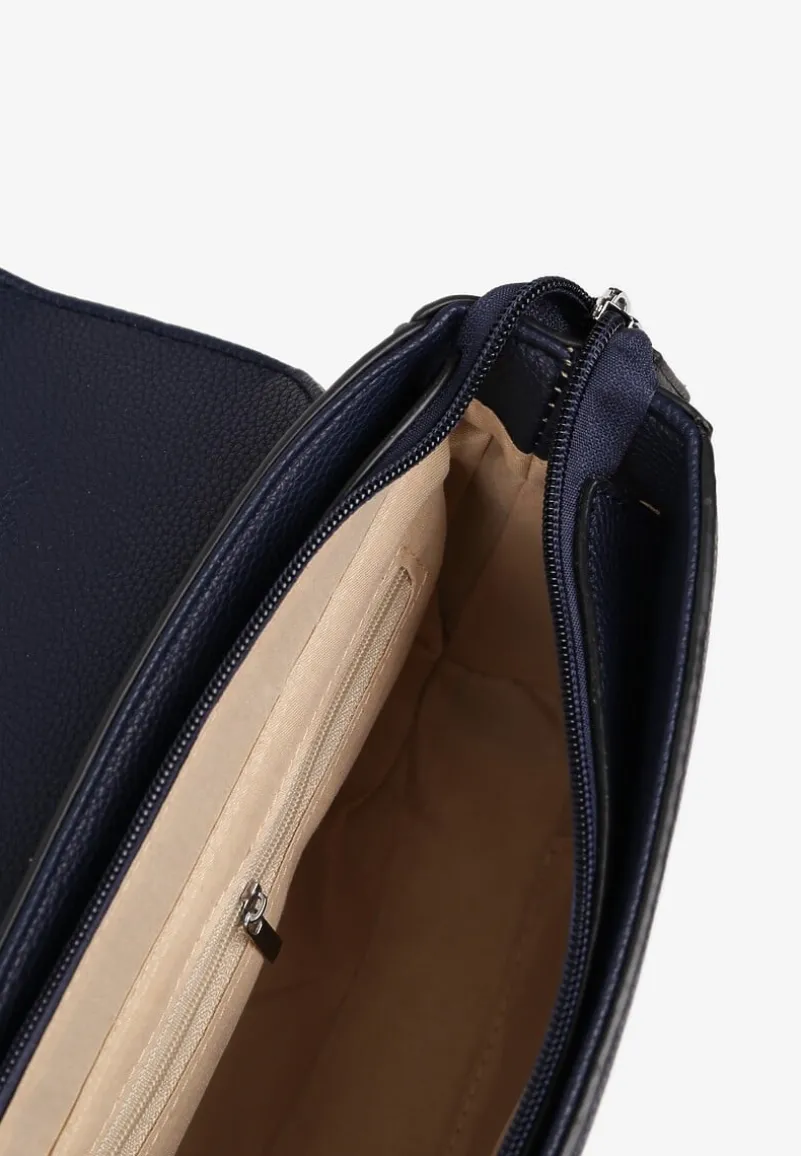 Granatowa Torebka Typu Listonoszka z Klapą Zdobiona Aplikacją Niraline