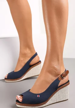 Granatowe Sandały na Koturnie z Okrągłym Noskiem Tiyah