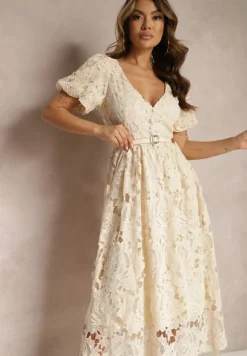 Jasnobeżowa Koronkowa Sukienka Koktajlowa z Głębokim Trójkątnym Dekoltem Wrenna