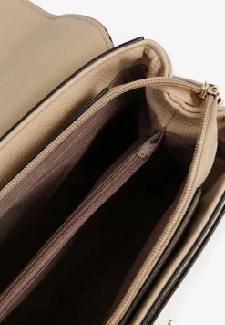 Jasnobeżowa Torebka Typu Listonoszka z Rączką i Ozdobną Klapą Monevia