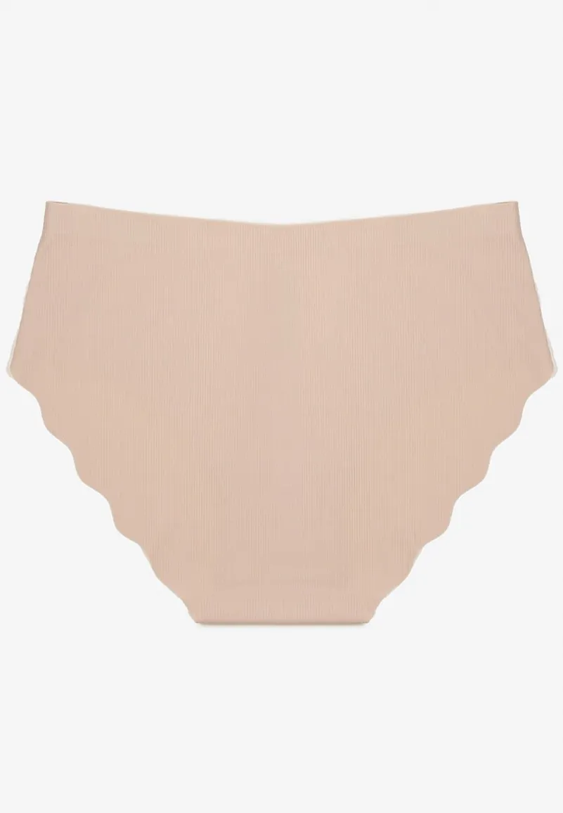 Jasnobeżowe Majtki Typu Figi Ozdobione Falbanką Lilivies