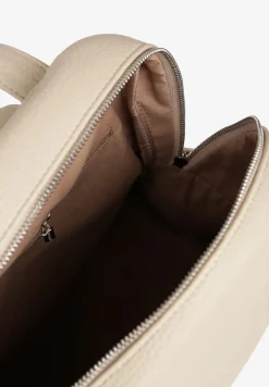 Jasnobeżowy Plecak Ozdobiony Napisem Nillamea